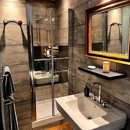Signature Art Deco * فالنسيا